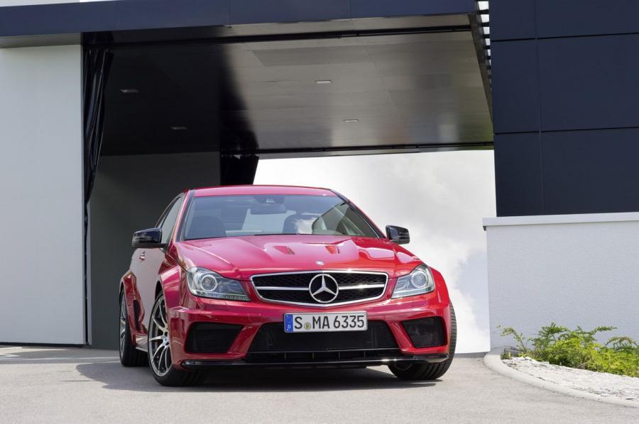  Mercedes-Benz C63 AMG Coupe Black Series 2012 года  (фото 55 из 66)